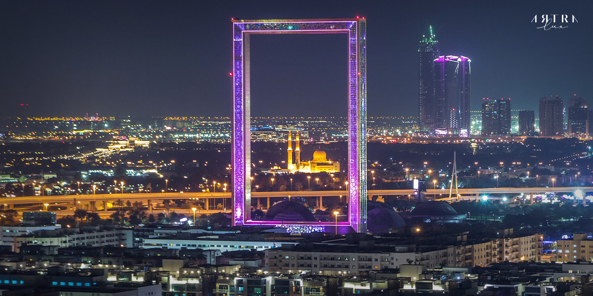 Dubai Frame at night